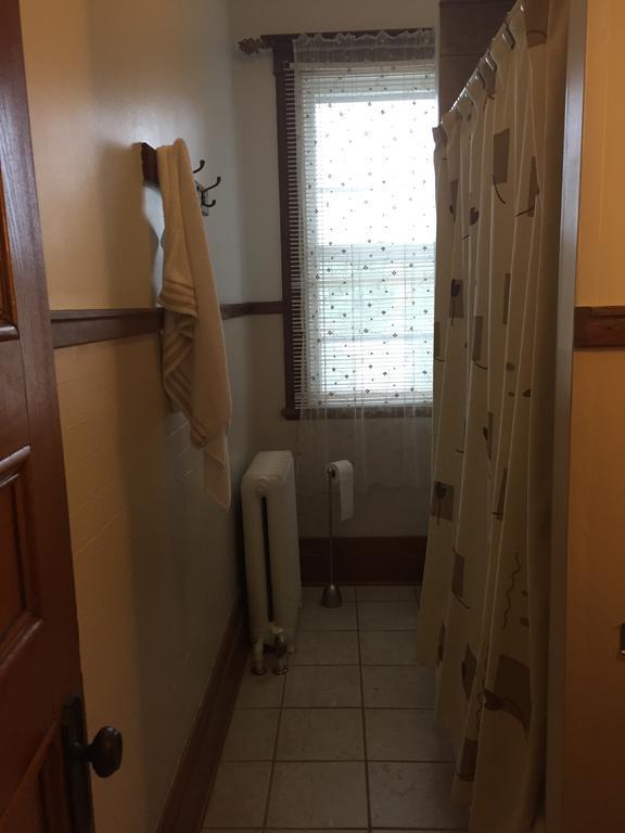 Le Petit Chateau Montebello B&B Rum bild